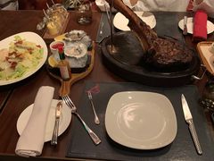 -恰餐厅及酒吧 CHAR Bar & Grill (北京丽都皇冠假日店)
