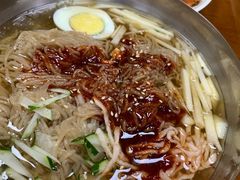 -亲昵春川鸡排(韩国美食街店)