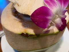 -Chom Cafe and Restaurant