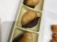榴莲千丝酥-稻香酒家·34年老字号·港式粤菜(汉街店)