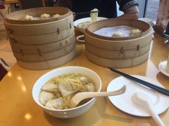 蟹粉小笼包&nbsp;虾仁馄饨-鼎泰丰(嘉年华•海信广场VILLAGE店)