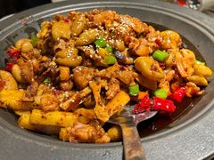 仔兔肥肠-六月雪干锅(绵阳王府井百货店)