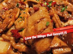 -胖哥俩肉蟹煲(万国店)