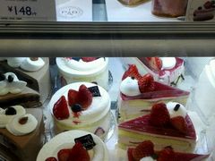 -巴黎贝甜(大宁国际商业广场店)
