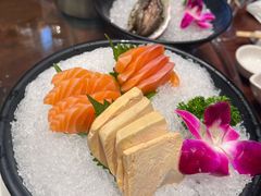 三文鱼-东海怡品海鲜豆捞(舟宿夜江店)