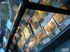 -红宝石·鲜奶小方·海派西点房(浦三店)