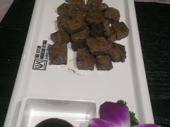 -HIHE Bistro·Oyster Bar(华熙live店)