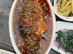 特色家常鱼-华冠悠岚·庭院餐厅(青城后山店)