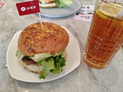 -必胜客(余姚五彩城店PH店)