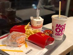 -麦当劳(虹梅路地铁站店)