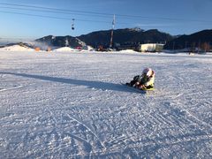 -丝绸之路山地度假区滑雪场