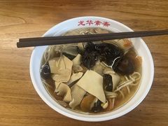 -龙华素斋(龙华路店)