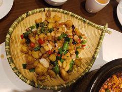 -万重锦·人文川菜馆(骡马市店)