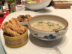 -鹊华居·地道鲁菜·海鲜·融合味(大明湖店)