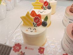 -花花卷卷·鲜食蛋糕(泉屋店)