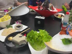 -德天肥牛海鲜火锅(城西银泰店)