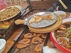 -老东镇啤酒屋海鲜加工·蒸汽海鲜·海鲜烧烤(台东店)