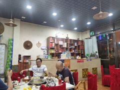 大堂-乙丙丁正宗昭通天麻火腿鸡(总店)