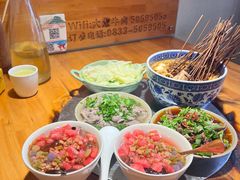 -大众跷脚牛肉馆·非遗传承单位(峨眉山店)