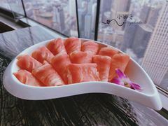 -云中捞高空旋转餐厅(商茂世纪广场店)