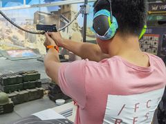 -都市枪神实弹射击俱乐部