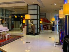 -喜鹊愉家酒店(郑州曼哈顿博览中心地铁站店)