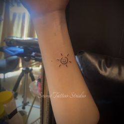 -SNOW TATTOO STUDIO