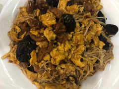 -大鸭梨烤鸭店(金顶街店)