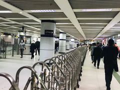 -上海体育馆(地铁站)