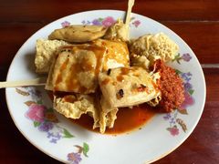 -茅老太臭豆腐