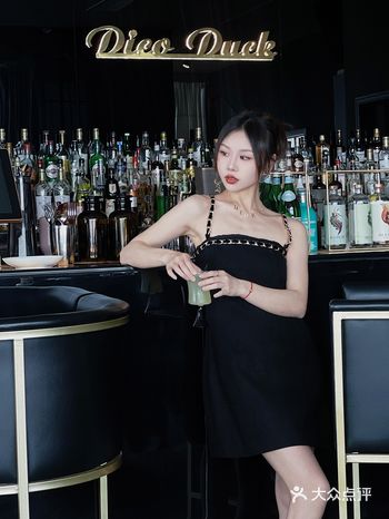 周末好去处，这儿的高空海景下午茶，真不错！