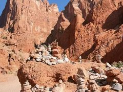 -天山神秘大峡谷