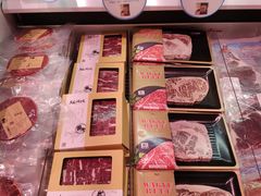 -盒马鲜生(财富中心店)