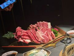 -铭牛烧肉·和牛海鲜自助(高新月牙湖店)