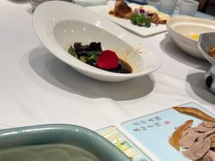 -海派美食·家宴海鲜青岛菜·石锅鲽鱼头(东方城店)
