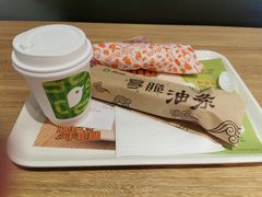 -德克士(虹桥火车站店)