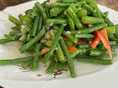 -老钟家烤羊排·敦伊阁清真餐厅胡羊焖饼