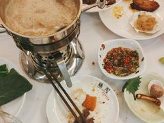 -腾阁自助餐厅(朝林广场店)
