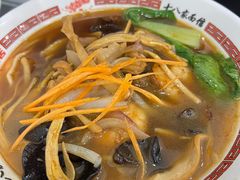 -十八家面馆(均瑶店)