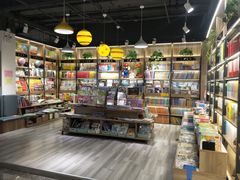 -雨丝书店(综合商业楼店)