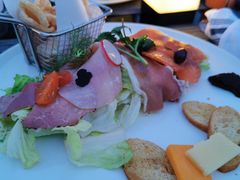 -WOLFGANG PUCK KITCHEN & BAR(迪士尼小镇店)
