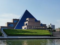 -上海市龙华烈士陵园