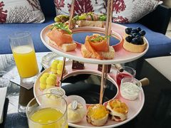 -亚龙湾喜来登·美景台大堂吧