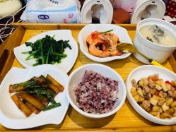 -卓玥国际月子会所(罗山路店)