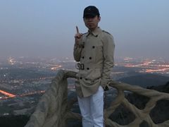 -鬼笑石后山停车场