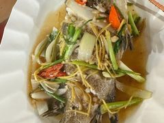 -班赞海鲜市场胖阿姨加工点