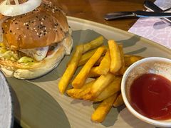 祖母至尊汉堡-G+KITCHEN(龙湖狮山天街店)