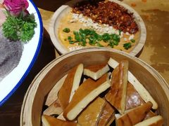 -白乐天毛肚火锅馆(解放碑店)