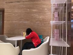 -奈雪的茶(东原悦荟店)
