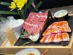 -铭牛烧肉·和牛海鲜自助(高新月牙湖店)